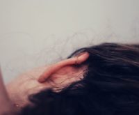 Tinnitus & oorsuizen: ben je bereid om écht te luisteren naar wat het je te vertellen heeft?